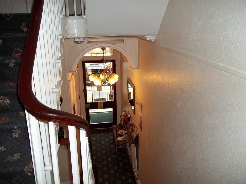 Poppy'S Guest House Plymouth Buitenkant foto